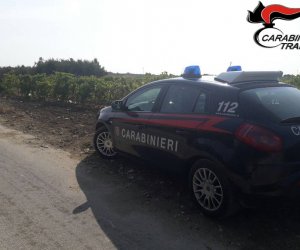 https://www.tp24.it/immagini_articoli/04-06-2021/1622803060-0-petrosino-telefona-ai-carabinieri-e-tenta-il-suicidio-salvato-in-extremis.jpg