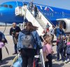 https://www.tp24.it/immagini_articoli/12-05-2022/1652306731-0-atterrato-a-trapani-il-volo-con-63-bambini-orfani-ucraini.jpg