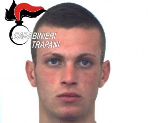 https://www.tp24.it/immagini_articoli/13-12-2022/1670933928-0-maxi-operazione-antidroga-a-trapani-i-nomi-degli-arrestati.jpg