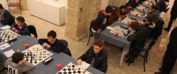 https://www.tp24.it/immagini_articoli/14-01-2014/1389693430-0-scacchi-i-fratelli-savalla-guidano-il-campionato-provinciale-assoluto.jpg