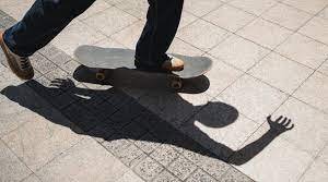 https://www.tp24.it/immagini_articoli/15-09-2022/1663218964-0-calci-e-pugni-per-rubare-uno-skateboard-il-processo-a-marsala-nbsp.jpg