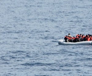 https://www.tp24.it/immagini_articoli/17-02-2020/1581926595-0-alarm-phone-pericolo-naufragio-mediterraneo-persone.jpg