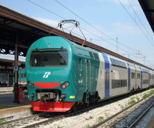 https://www.tp24.it/immagini_articoli/30-12-2022/1672419977-0-sicilia-dal-1-deg-gennaio-aumentano-del-10-nbsp-i-biglietti-per-chi-viaggia-in-treno.jpg