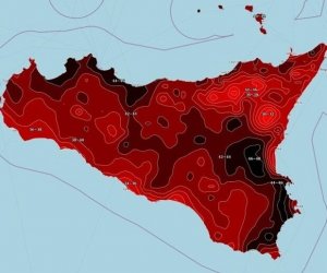 https://www.tp24.it/immagini_articoli/31-12-2023/1704044494-0-dalle-alluvioni-al-gran-caldo-il-2023-e-stato-l-anno-degli-eventi-estremi-in-sicilia.jpg